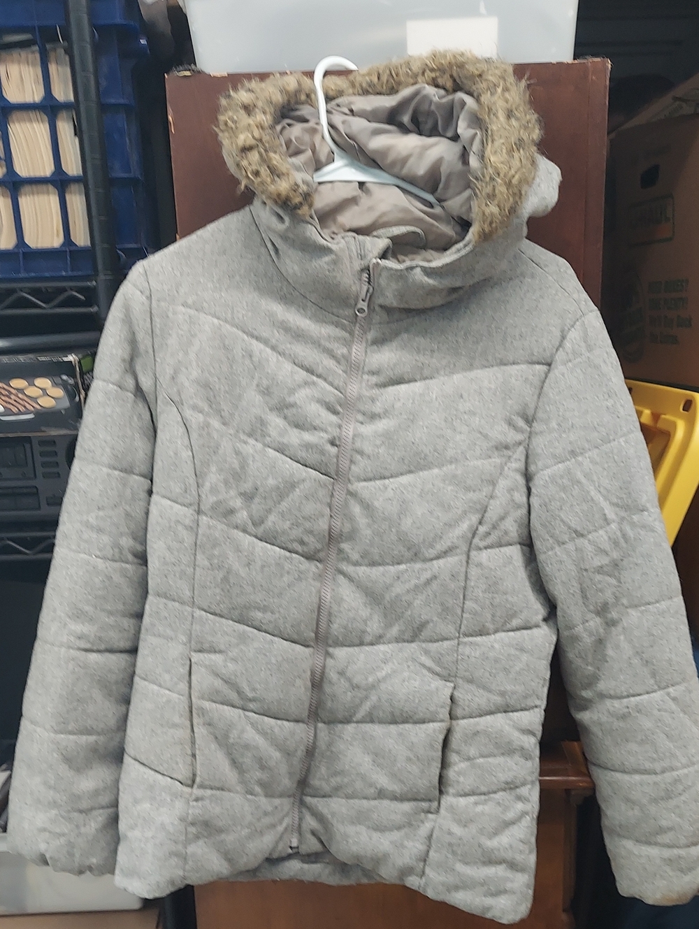 The Gap size Medium Light Gray Quilted Puffer Jacket with Faux Fur Hood
